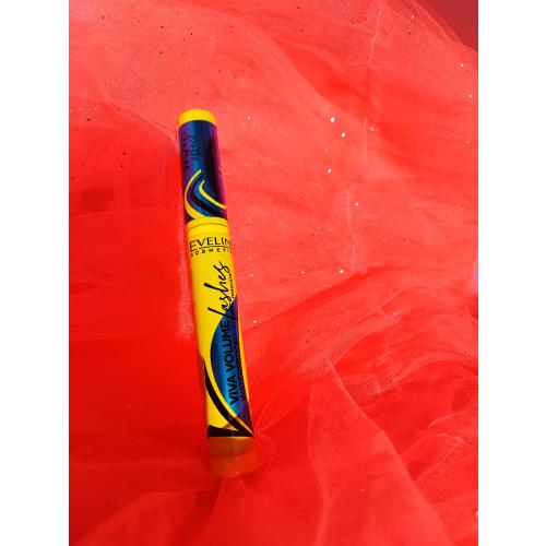 Eveline Cosmetics Viva Volume Lashes Waterproof Mascara (Wodoodporny tusz do rzęs) - opinie | zdjęcie do recenzji od ZonaPrezesa - 2