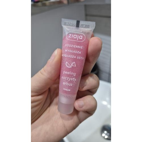 Ziaja Limitowane Lato, Peeling do ust `Soczysty arbuz` - opinie | zdjęcie do recenzji od Akwiatbeauty - 3