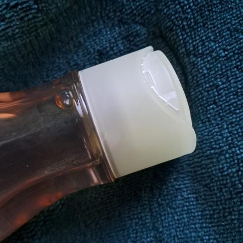 Oriflame Love Nature , Simple Joys Shower Gel with Organic Red Apple (Żel pod prysznic z organicznym jabłkiem) - opinie | zdjęcie do recenzji od AnaSky - 4