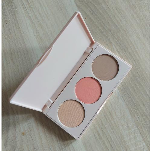 Hebe Professional, Sweet Illusion Trio Face Palette (Paleta do makijażu twarzy) - opinie | zdjęcie do recenzji od Sugary - 2