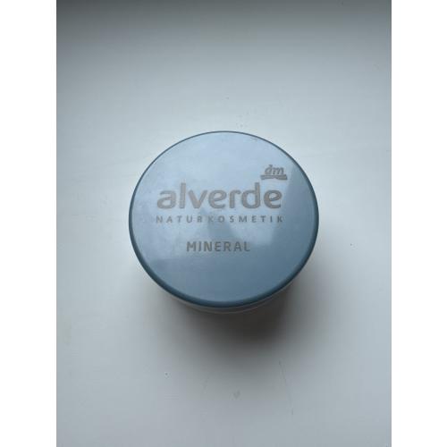 Alverde Mineral Puder (Mineralny puder sypki) - opinie | zdjęcie do recenzji od Pushann - 1