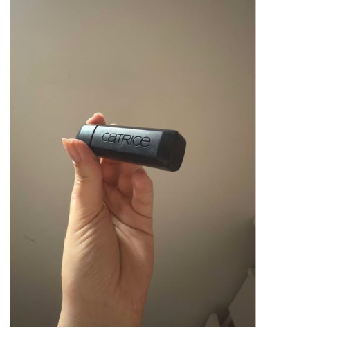 Catrice Vegan Collagen Matt Lipstick (Pomadka do ust) - opinie | zdjęcie do recenzji od Zwarqon