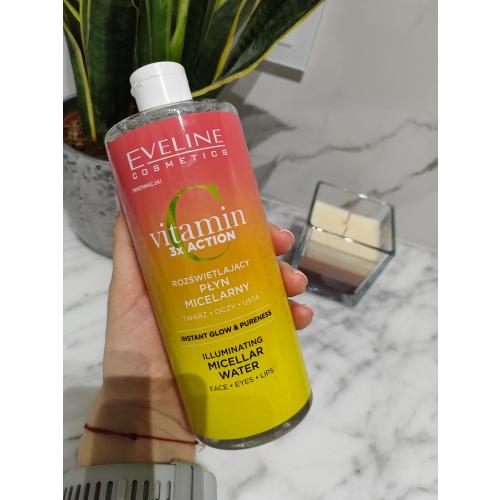 Eveline Cosmetics Vitamin C 3x Action, Rozświetlający płyn micelarny - opinie | zdjęcie do recenzji od zakrecona_pani_domu