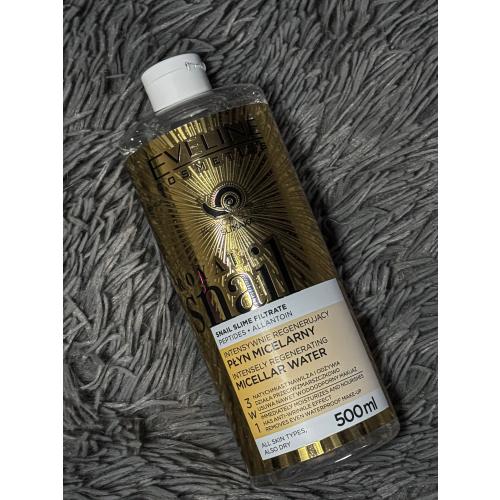 Eveline Cosmetics Royal Snail Terapia śluzem ślimaka, Płyn micelarny 3 w 1 `Intensywnie regenerujący` - opinie | zdjęcie do recenzji od MANIAKBANIAK
