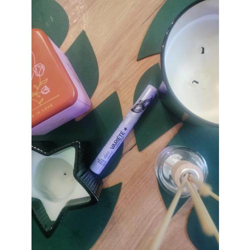 Eveline Cosmetics Variete, Let's Twist Extreme Volume & Curl Mascara (Tusz do rzęs podkręcający i zwiększający objętość) - opinie | zdjęcie do recenzji od blondeinbeauty
