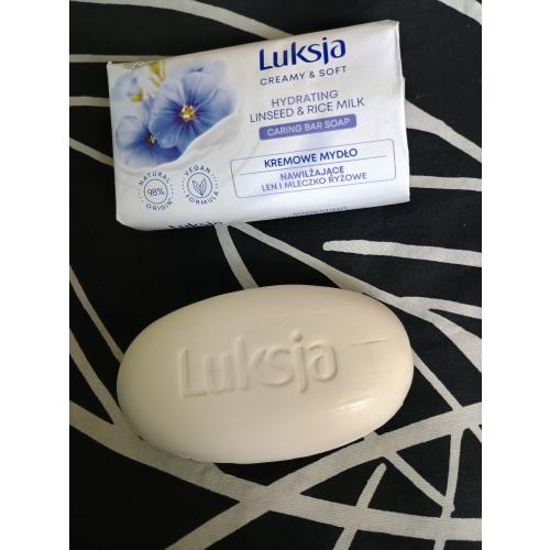 Luksja Creamy & Soft, Hydrating Linseed & Rice Milk, Soap Bar (Len i Mleczko ryżowe, Kremowe mydło nawilżające w kostce) - opinie | zdjęcie do recenzji od Owocowysad - 2