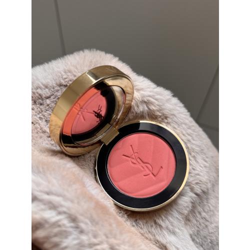Yves Saint Laurent Make Me Blush, Bold Blurring Blush (Róż do policzków) - opinie | zdjęcie do recenzji od Blamoush - 1