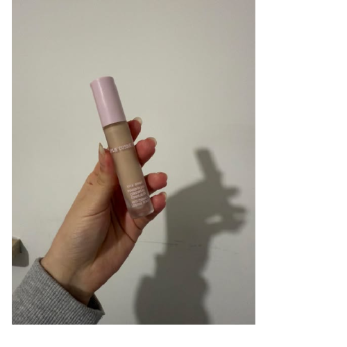 Kylie Cosmetics Power Plush Concealer (Korektor do twarzy) - opinie | zdjęcie do recenzji od Zwarqon