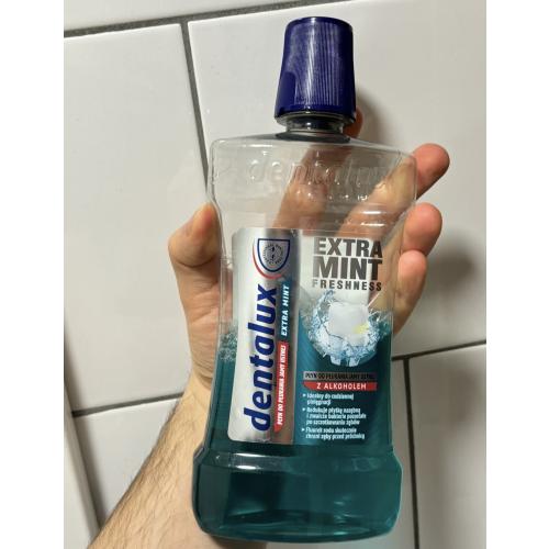 Dentalux Extra Mint Freshness Mouthwash (Płyn do płukania jamy ustnej z alkoholem) - opinie | zdjęcie do recenzji od FotoGlow