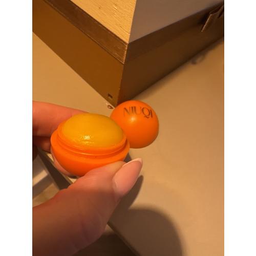 Niuqi Lip Balm (Ochronna pomadka do ust w kulce) - opinie | zdjęcie do recenzji od Kamka_rdm