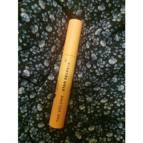 AA Wings of Color Star Secrets, The Volume Mascara (Tusz pogrubiający zwiększający objętość) - opinie | zdjęcie do recenzji od monnie7