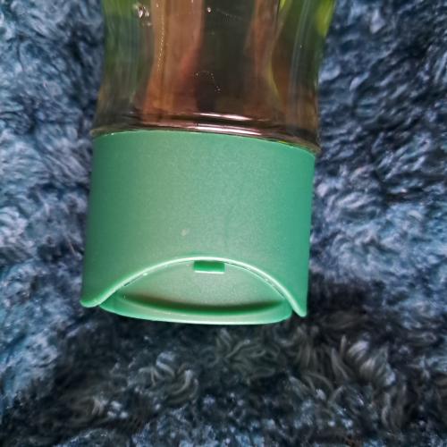 Oriflame Love Nature, Purifying Shower Gel with Green Tea and Cucumber (Oczyszczający żel pod prysznic z organiczną zieloną herbatą i ogórkiem) - opinie | zdjęcie do recenzji od AnaSky - 4
