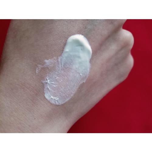 Revuele Daily Sun Barrier SPF50+ (Ochronny krem nawilżający do twarzy SPF50+) - opinie | zdjęcie do recenzji od zcosmetica_me - 1