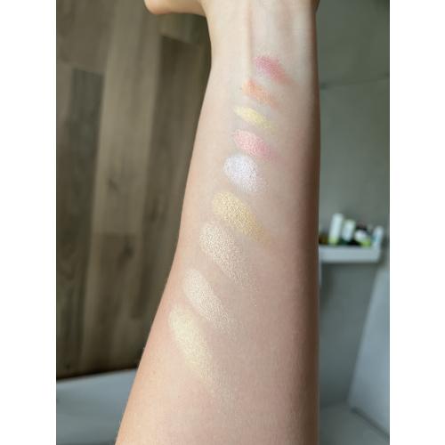 Pixi Pixi x Denise, Mind Your Own Glow, Radiance Palette (Paleta rozświetlająca) - opinie | zdjęcie do recenzji od MagdalenaPj - 2