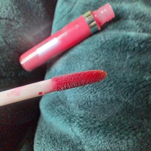 Oriflame The One,  Lasting Shine Lip Gloss (Błyszczyk do ust) - opinie | zdjęcie do recenzji od AnaSky - 3