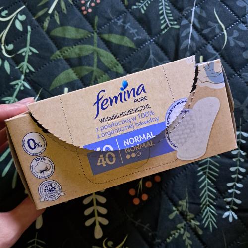 Femina Pure, Wkładki higieniczne z powłoczką z organicznej bawełny - opinie | zdjęcie do recenzji od AnaSky - 2