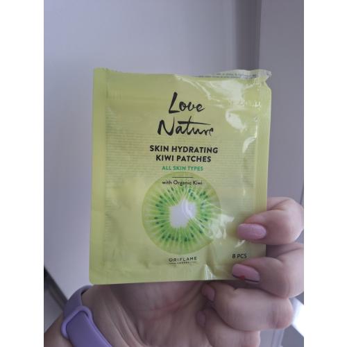 Oriflame Love Nature, Skin Hydrating Kiwi Patches (Nawilżające płatki z kiwi) - opinie | zdjęcie do recenzji od Chylunia - 1