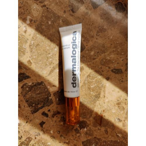 Dermalogica BioLumin-C Eye Serum (Energetyzujące serum do skóry wokół oczu z witaminą C) - opinie | zdjęcie do recenzji od shewild