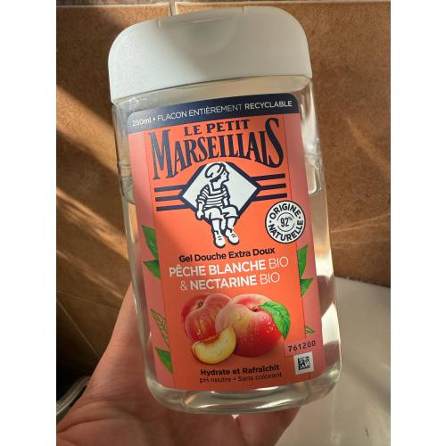 Le Petit Marseillais Gel Douche Extra Doux Peche Blanche Bio & Nectarine Bio (Żel pod prysznic `Biała brzioskwinia bio & nektarynka bio`  (nowa wersja)) - opinie | zdjęcie do recenzji od 123eliza96