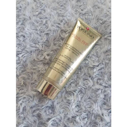 Yoskine Royal Bee Japan-Lift, Firming Cream Chin, Neck & Decolletage (Krem ujędrniający na podbródek szyję i dekolt) - opinie | zdjęcie do recenzji od Agnieszkaszasta - 1
