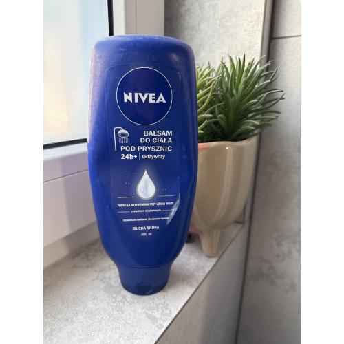 Nivea Odżywczy balsam do ciała pod prysznic z olejkiem migdałowym do skóry suchej - opinie | zdjęcie do recenzji od Nata_be