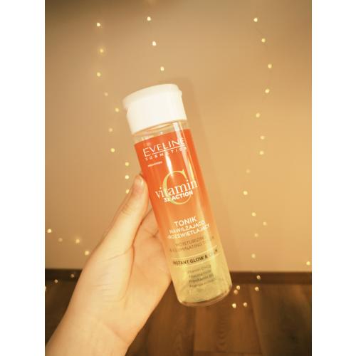 Eveline Cosmetics Vitamin C 3x Action, Tonik nawilżająco-rozświetlający - opinie | zdjęcie do recenzji od miunaooo