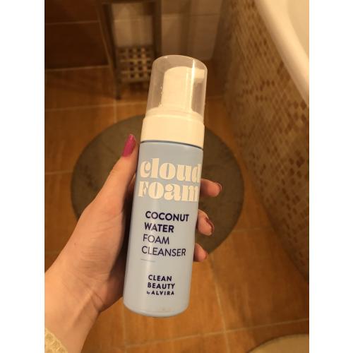 Alvira Skin Care, Coconut Water Foam Cleanser (Kokosowa pianka do mycia) - opinie | zdjęcie do recenzji od NAVY_BAD_GIRL