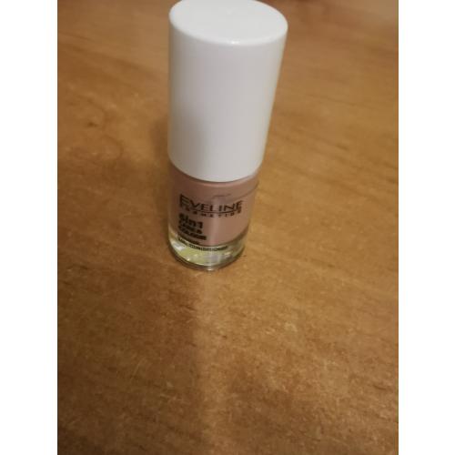 Eveline Cosmetics Nail Therapy Professional, Odżywka do paznokci nadająca kolor 6 w 1 - opinie | zdjęcie do recenzji od vitalesence - 1