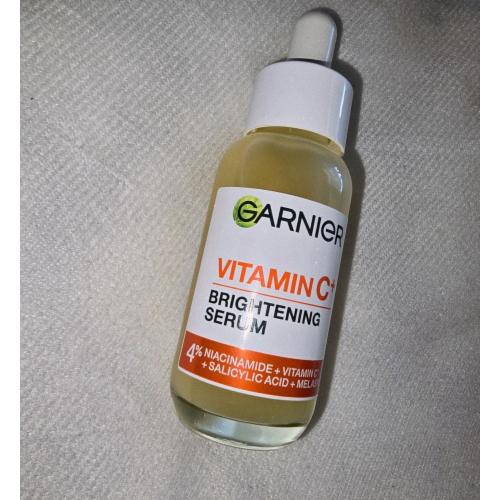 Garnier Vitamin C+ Serum na przebarwienia 4% Niacynamid + Witamina Cg* + Kwas salicylowy + Melasyl™ - opinie | zdjęcie do recenzji od Agatakamf