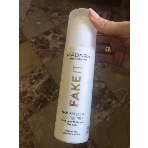 Madara Organic Skincare Fake It, Self Tan Milk (Samoopalające mleczko do ciała) - opinie | zdjęcie do recenzji od Vikulina