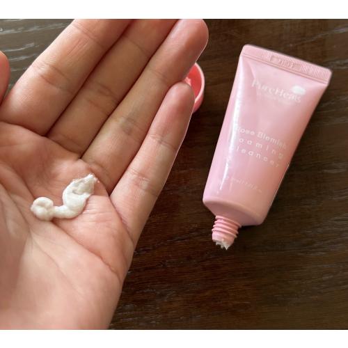 Pure Heals Rose Blemish Foaming Cleanser (Nawilżająca pianka do twarzy) - opinie | zdjęcie do recenzji od Magnolia001