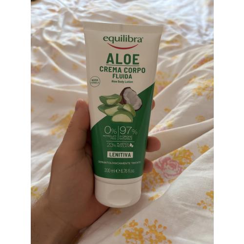 Equilibra Aloe Body Cream (Aloesowy kremowy balsam do ciała) - opinie | zdjęcie do recenzji od FotoGlow