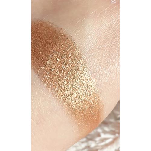 Eveline Cosmetics Choco Glamour Eyeshadow (Błyszczący cień-toper do powiek) - opinie | zdjęcie do recenzji od Ewelkaaa35 - 2