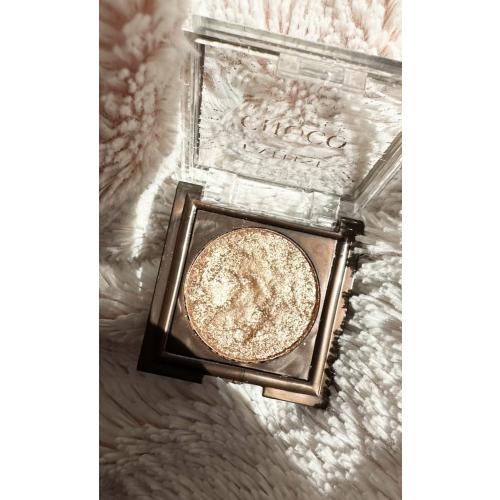 Eveline Cosmetics Choco Glamour Eyeshadow (Błyszczący cień-toper do powiek) - opinie | zdjęcie do recenzji od Ewelkaaa35 - 3