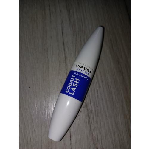 Vipera Feminine Lashes Volumizing Cobalt Lash Mascara (Pogrubiający tusz do rzęs chabrowy) - opinie | zdjęcie do recenzji od LandOfBliss