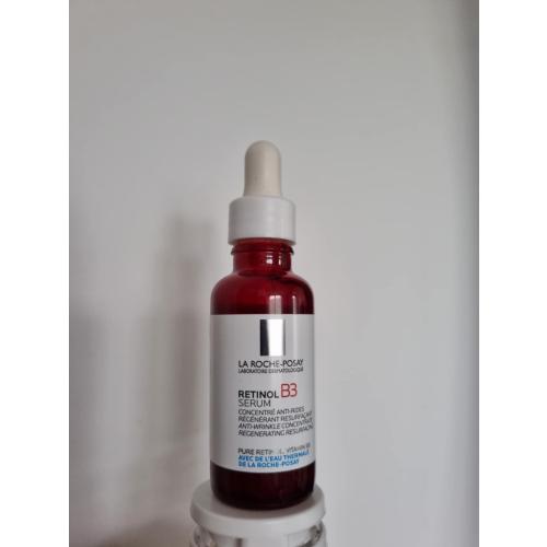 La Roche-Posay Retinol B3 Serum (Przeciwzmarszczkowe serum regenerujące z retinolem) - opinie | zdjęcie do recenzji od xxklauduska