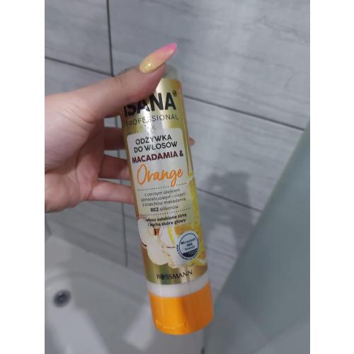 Isana Professional, Spülung Macadamia & Orange (Odżywka do włosów `Makadamia i pomarańcza`) - opinie | zdjęcie do recenzji od Gabsonik123