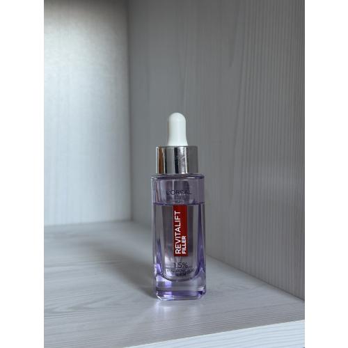 L'Oreal Paris Revitalift Filler, Wygładzające serum do twarzy z 1,5% czystego kwasu hialuronowego - opinie | zdjęcie do recenzji od IvanaLi