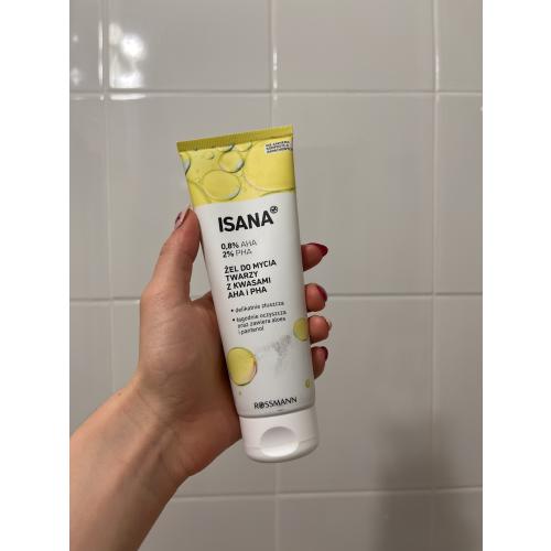 Isana Love Your Skin,   AHA/ PHA Cleanser (Preparat oczyszczający) - opinie | zdjęcie do recenzji od Juliettejuliejul