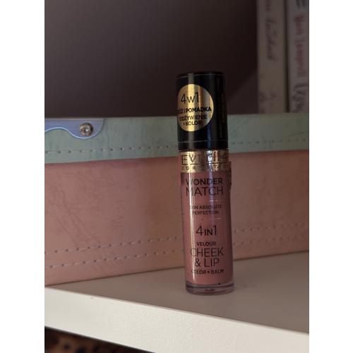 Eveline Cosmetics Wonder Match, 4 in 1 Velour Cheek & Lip Color Balm (Róż i pomadka w płynie) - opinie | zdjęcie do recenzji od IvanaLi