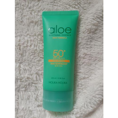 Holika Holika Aloe Soothing Essence New Formula SPF 50+/PA ++++ Waterproof Sun Cream (Wodoodporny krem przeciwsłoneczny do twarzy SPF50 PA++++ (nowa wersja)) - opinie | zdjęcie do recenzji od 777_Wiktoria