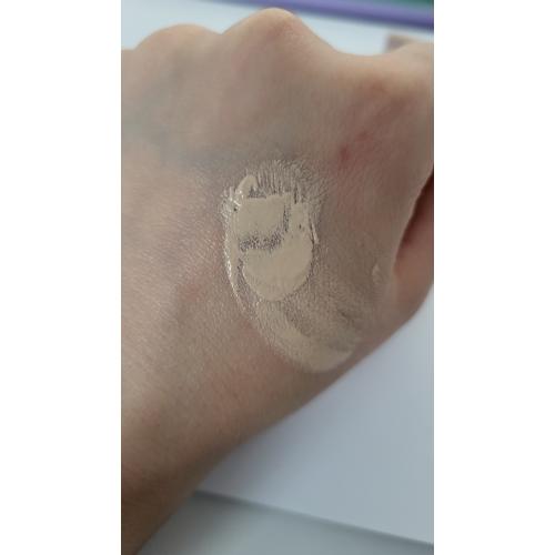 Eveline Cosmetics Better Than Perfect, Moisturizing & Covering Foundation (Nawilżająco-kryjący podkład) - opinie | zdjęcie do recenzji od AnetaMJ - 2