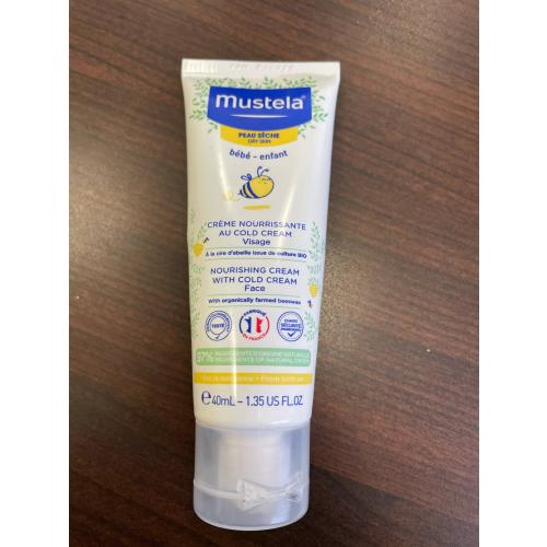 Mustela Bébé-Enfant, Crème Nourrissante Au Cold Cream (Krem odżywczy z Cold Cream do twarzy) - opinie | zdjęcie do recenzji od Kasiennka2501