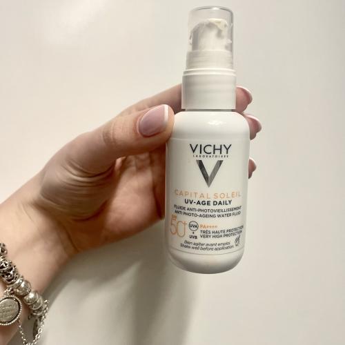 Vichy Capital Soleil, Fluid UV Age SPF 50 (Fluid przeciw fotostarzeniu się skóry) - opinie | zdjęcie do recenzji od gabaxoxo