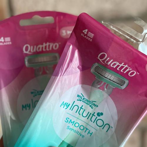 Wilkinson Quattro for Women Sensitive,  Maszynka do golenia dla kobiet - opinie | zdjęcie do recenzji od Deluther - 1