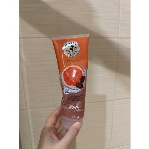 Perfecta Planet Essence, Ujędrniający peeling myjący do ciała `Grejpfrut i kawa` - opinie | zdjęcie do recenzji od Ewe_na
