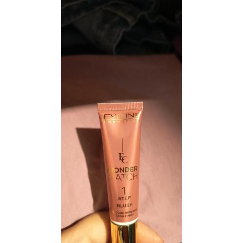 Eveline Cosmetics Wonder Match, Ultra-Creamy Blush (Ultrakremowy róż) - opinie | zdjęcie do recenzji od BasiaKawka