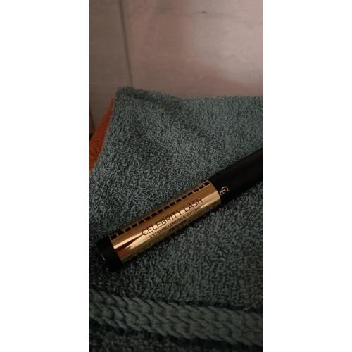 Christian Laurent Pour la Beaute Celebrity Lash Extreme Length & Volume Mascara (Tusz do rzęs) - opinie | zdjęcie do recenzji od Klemartyna