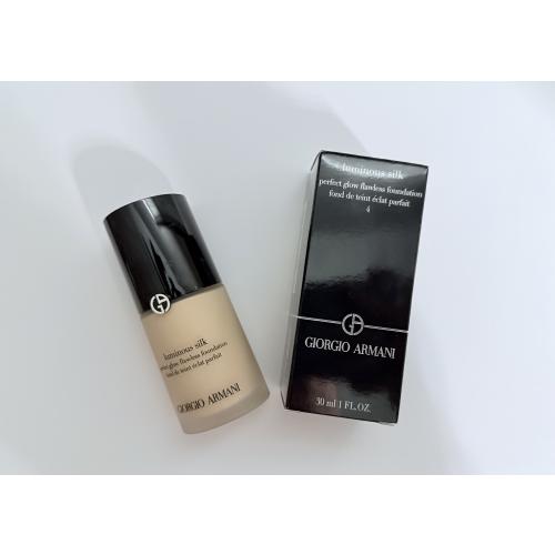 Giorgio Armani Luminous Silk Foundation (Jedwabisty podkład rozświetlający) - opinie | zdjęcie do recenzji od PinkPanther35