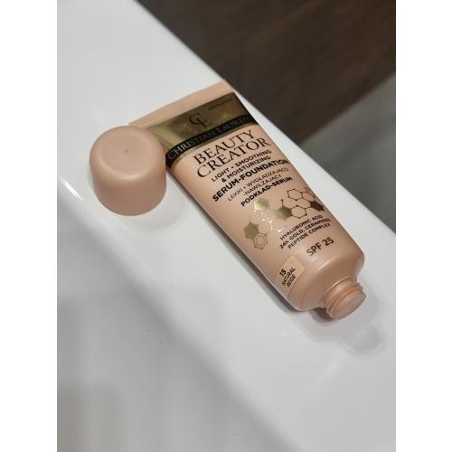 Christian Laurent Beauty Creator, Lekki wygładzająco-nawilżający podkład-serum SPF 25 - opinie | zdjęcie do recenzji od PannaEwelajna - 1